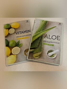 Aloe and Vitamin Facial Mask Set